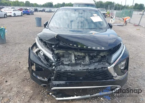 2022 Mitsubishi Eclipse Cross Se/Se Special Edition/Sel/Sel Special Edition z USA, uszkodzony, nr VIN JA4ASWAA7NZ045880